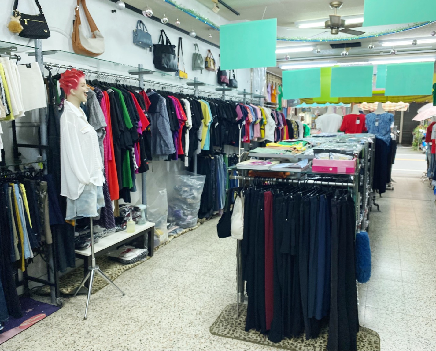 立緹服飾精品店 店家照片