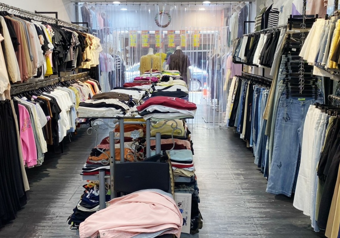 丹伊服飾店 店家照片